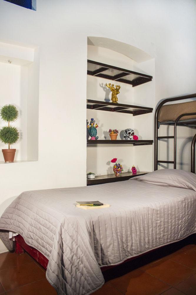 Gente De Mas Hostel Пуэбла Экстерьер фото