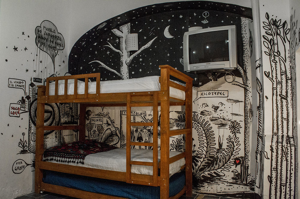 Gente De Mas Hostel Пуэбла Экстерьер фото